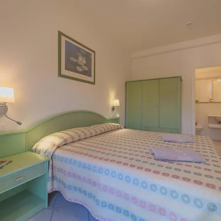 Galli - Wellness & 3* Fetovaia