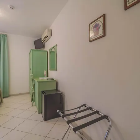 Galli - Wellness & 3* Fetovaia
